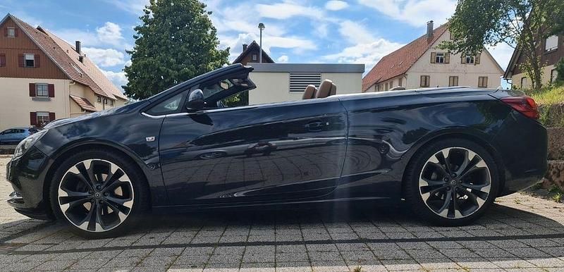 Schwarz Gebraucht 2014 Opel Cascada Innovation Cabrio | 10.200 € (Fairer Preis) - Bild 1/4