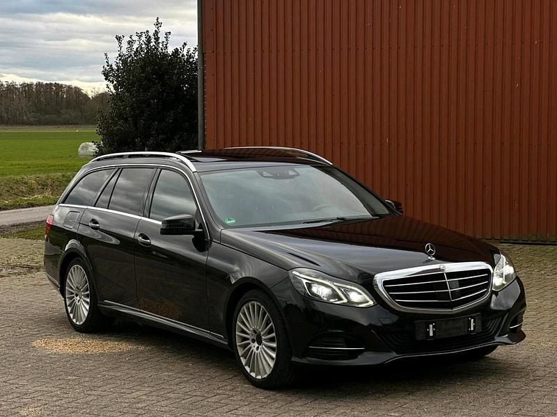 Gebraucht Mercedes E350 Avantgarde 252 PS (185 kW) 2014 Schwarz Kombi