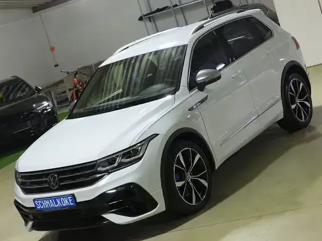 Gebraucht VW Tiguan R 320 PS (235 kW) 2024 Pure white SUV
