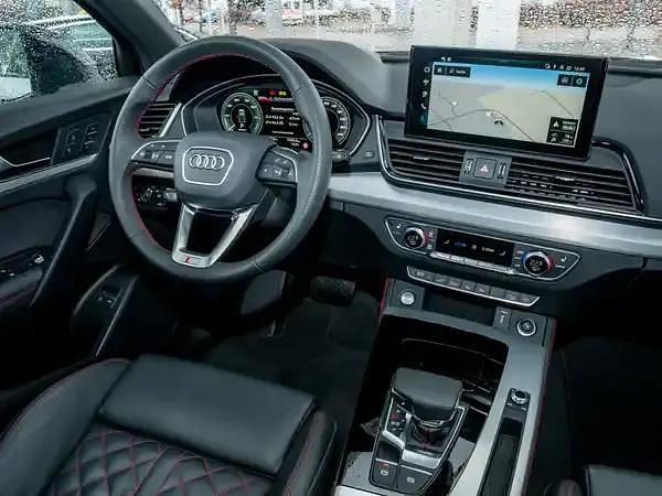 Second-hand Audi Q5 Ambiente 299 CP (219 kW) 2025 Alb SUV