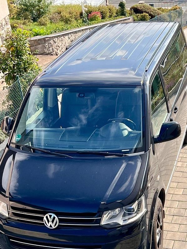 Usado VW Multivan 179 CV (131 kW) 2015 Negro Monovolumen