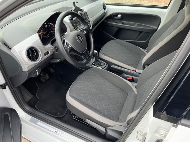 Gebraucht VW e-up! Edition 61 kW (83 PS) 2023 Weiß Kleinwagen