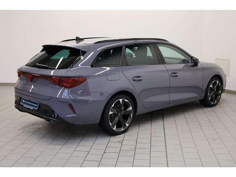 Neu Cupra Leon 150 PS (110 kW) 2026 Graphene grau Kombi