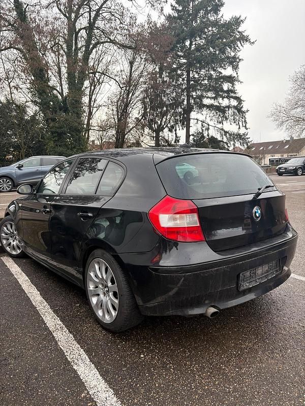 Gebraucht BMW 116 116 PS (85 kW) 2004 Kleinwagen