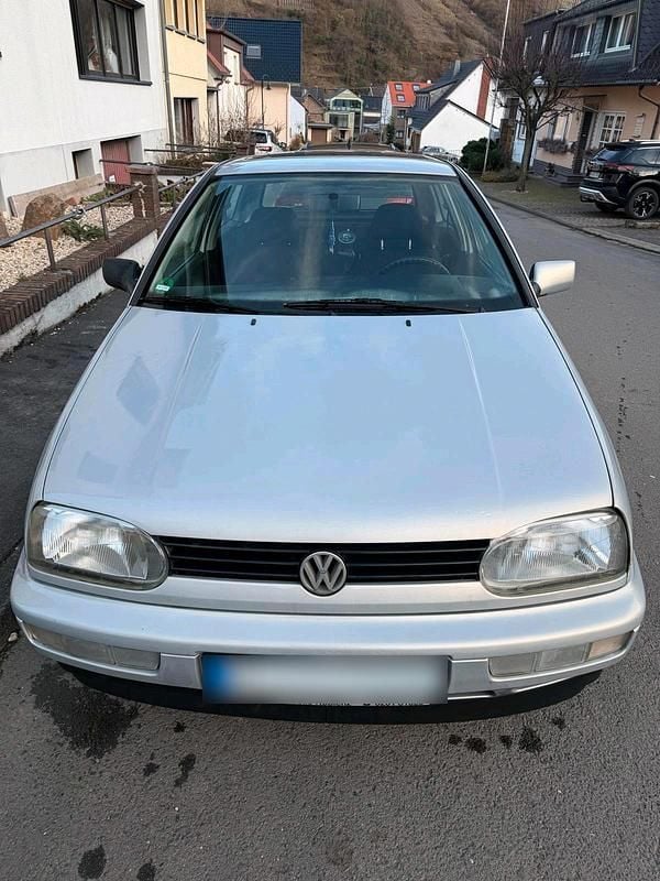 Gebraucht VW Golf III 75 PS (55 kW) 1997 Grau Kleinwagen