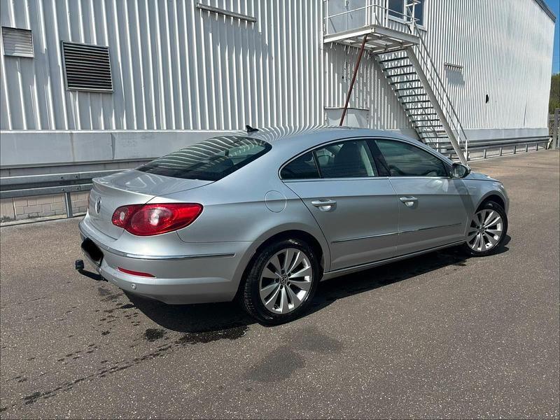 Second-hand VW CC 160 CP (117 kW) 2008 Argintiu Berlinǎ