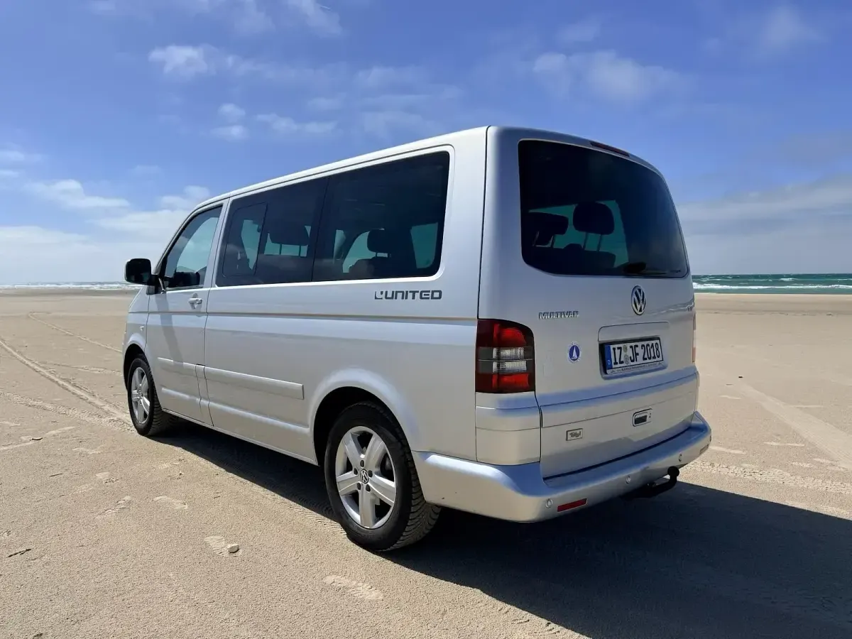 Używany VW T5 United 131 KM (96 kW) 2008 Srebrny Van