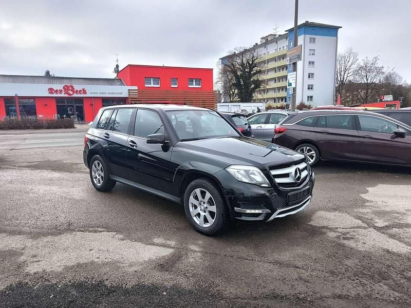Gebraucht Mercedes GLK250 211 PS (155 kW) 2014 Schwarz  unilack SUV