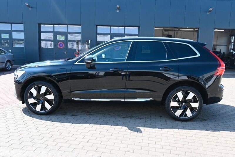 Gebraucht Volvo XC60 Plus 349 PS (256 kW) 2024 Schwarz SUV