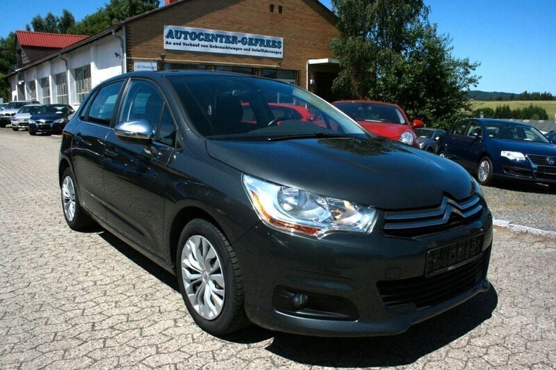 Grau Gebraucht 2014 Citroën C4 SELECTION Limousine | 5.450 € (Fairer Preis) - Bild 1/4