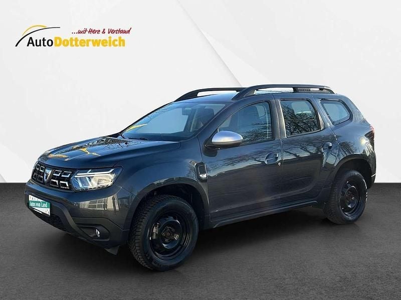 Gebraucht Dacia Duster Comfort 131 PS (96 kW) 2022 Grau SUV