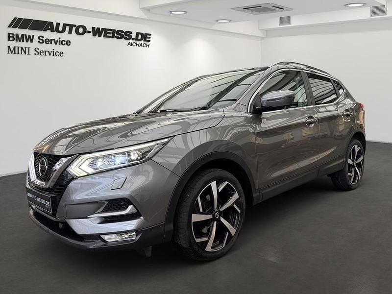 Grau Gebraucht 2018 Nissan Qashqai SUV | 14.900 € (Fairer Preis) - Bild 1/4