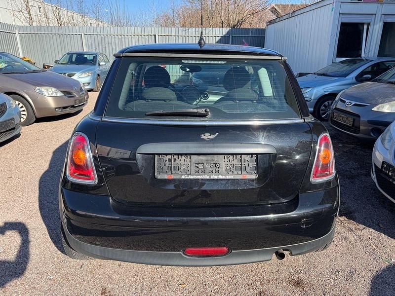 Usado Mini ONE 95 CV (69 kW) 2009 Negro Utilitario