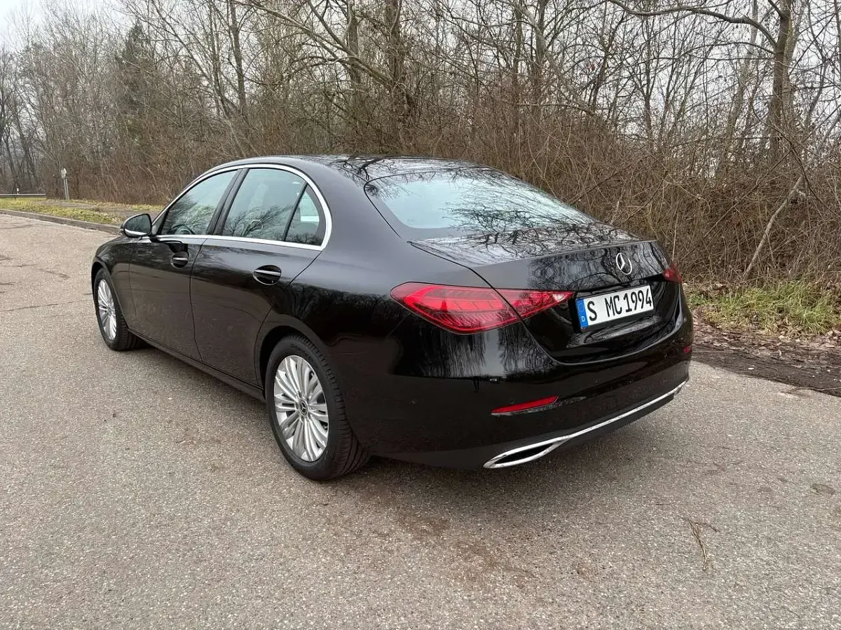 Gebraucht Mercedes C180 Advanced 170 PS (125 kW) 2024 Schwarz Limousine