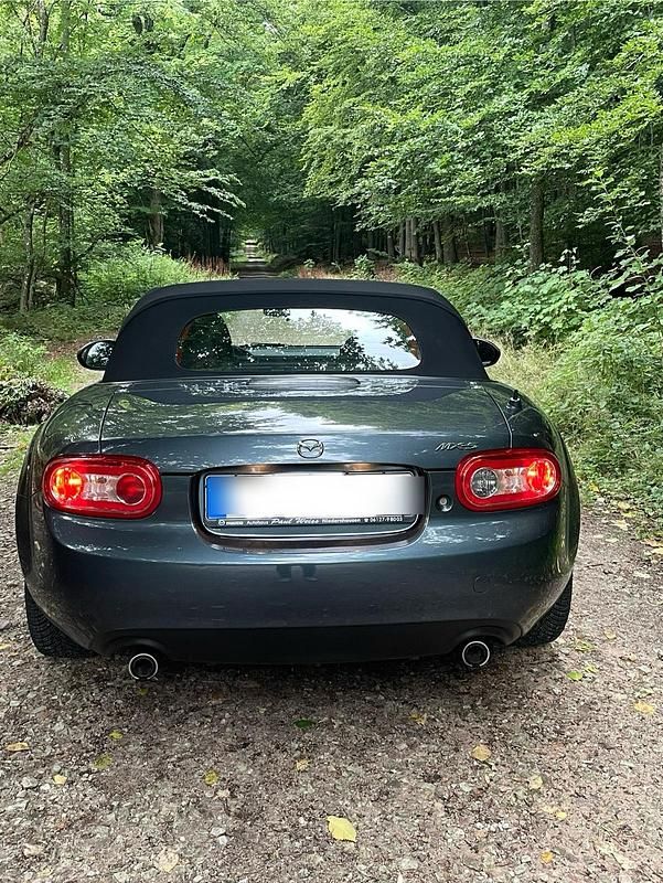 Grau Gebraucht 2012 Mazda MX5 Cabrio | 10.890 € (Guter Preis) - Bild 1/4