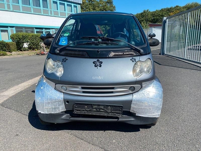 Schwarz Gebraucht 2003 Smart ForTwo Coupé Basis Coupé | 999 € (Guter Preis) - Bild 1/4