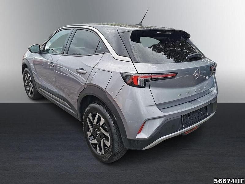 Gebraucht Opel Mokka Elegance 131 PS (96 kW) 2022 Kontrast grau/quarz silber SUV