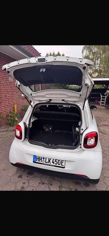 Gebraucht Smart ForFour Electric Drive 60 kW (82 PS) 2021 Weiß Kleinwagen