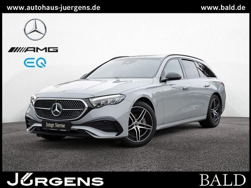 Gebraucht Mercedes E300 AMG 313 PS (230 kW) 2025 Grau manufaktur alpingrau uni Kombi