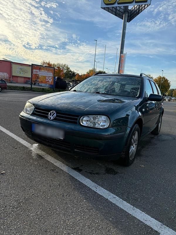 Grün Gebraucht 2002 VW Golf IV Kombi | 700 € (Guter Preis) - Bild 1/4