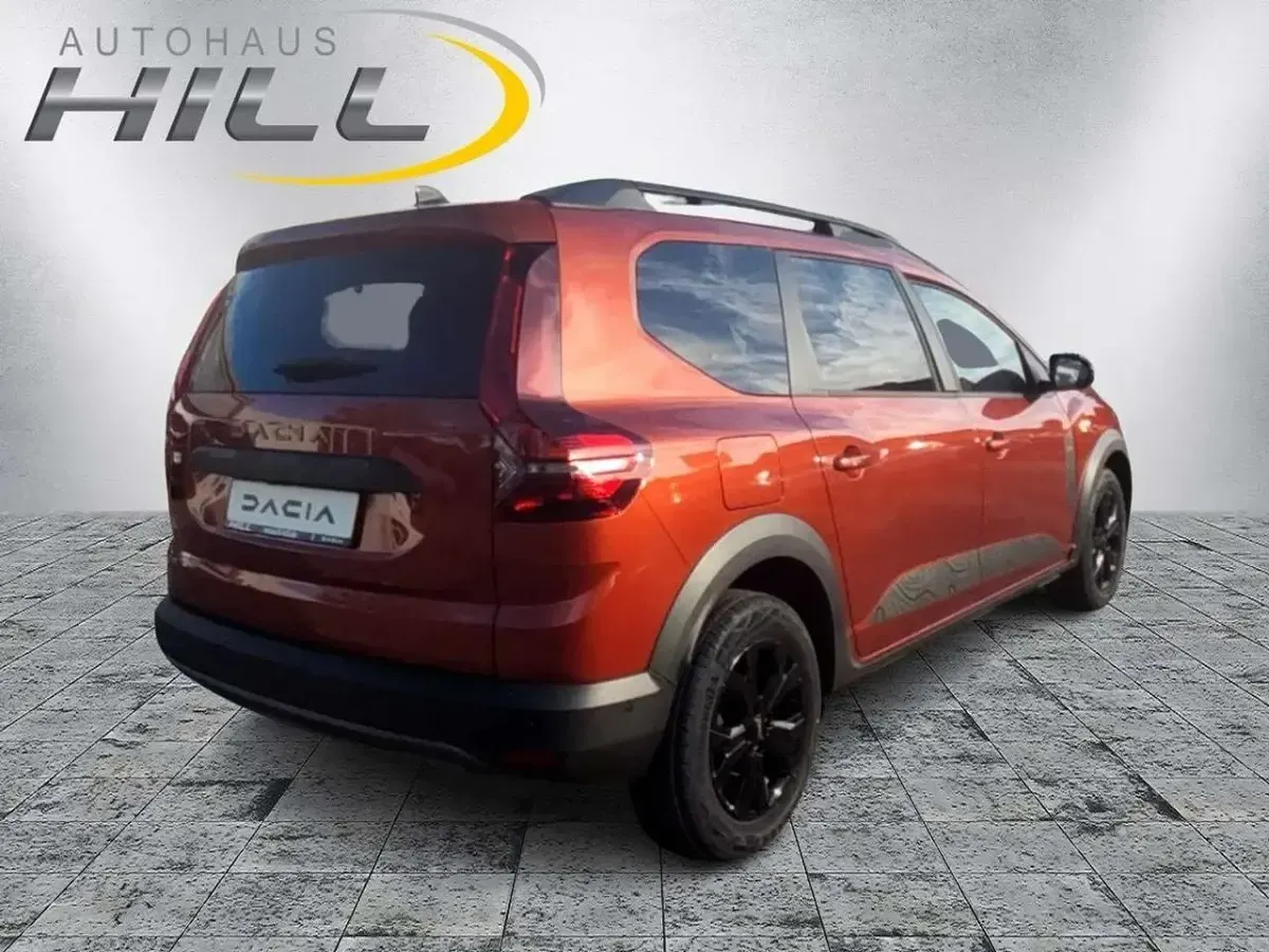 Gebraucht Dacia Jogger Extreme 110 PS (80 kW) 2025 Terracottabraun metallic Van / Kleinbus