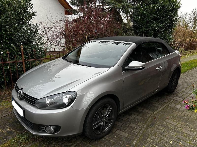 Gebraucht VW Golf Cabriolet 140 PS (102 kW) 2012 Grau Cabrio
