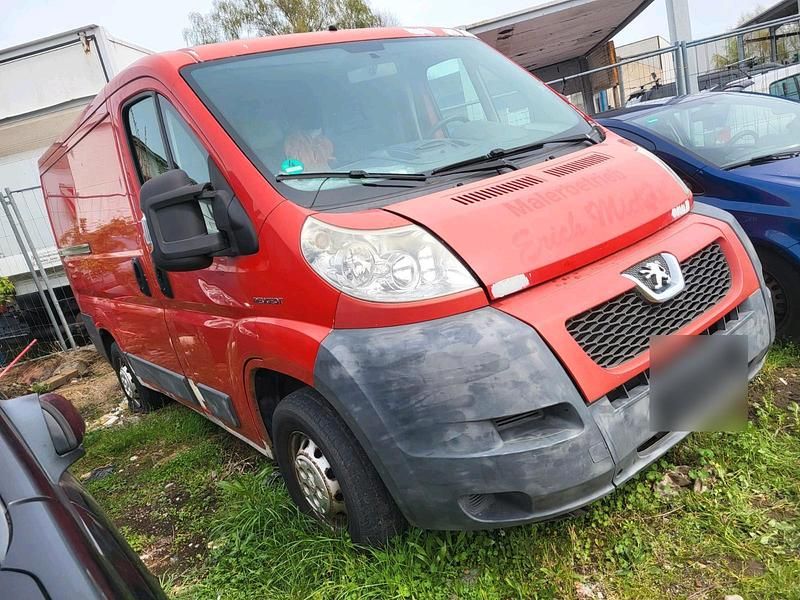 Gebraucht Peugeot Boxer 101 PS (74 kW) 2007 Rot Van