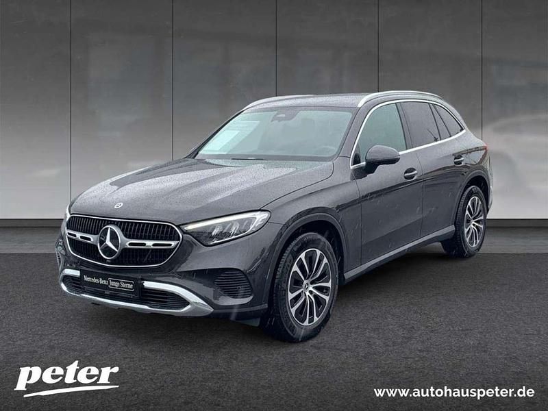 Metalliclack graphitgrau Gebraucht 2024 Mercedes GLC200 Avantgarde SUV | 49.870 € (Guter Preis) - Bild 1/4