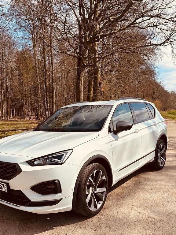 Weiß Gebraucht 2022 Seat Tarraco FR SUV | 25.900 € (Superpreis) - Bild 1/4