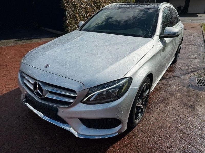 Gebraucht Mercedes C180 156 PS (114 kW) 2018 Silber Limousine