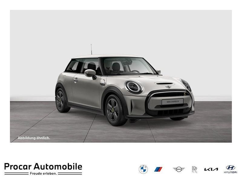 Second-hand Mini Cooper SE 135 kW (184 CP) 2023 Argintiu Hatchback
