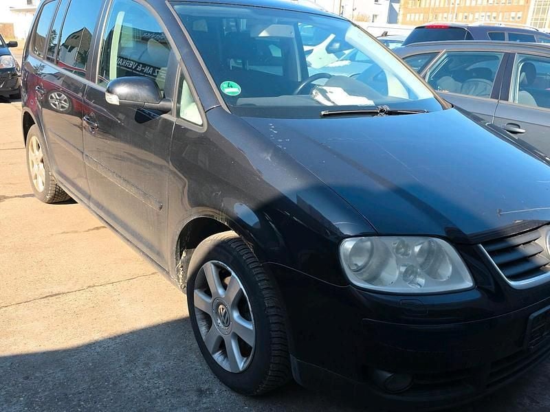 Gebraucht VW Touran 104 PS (76 kW) 2005 Schwarz Van / Kleinbus