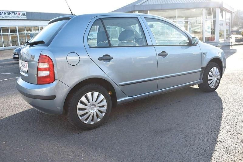 Gebraucht Skoda Fabia Comfort 75 PS (55 kW) 2002 Grau Kleinwagen