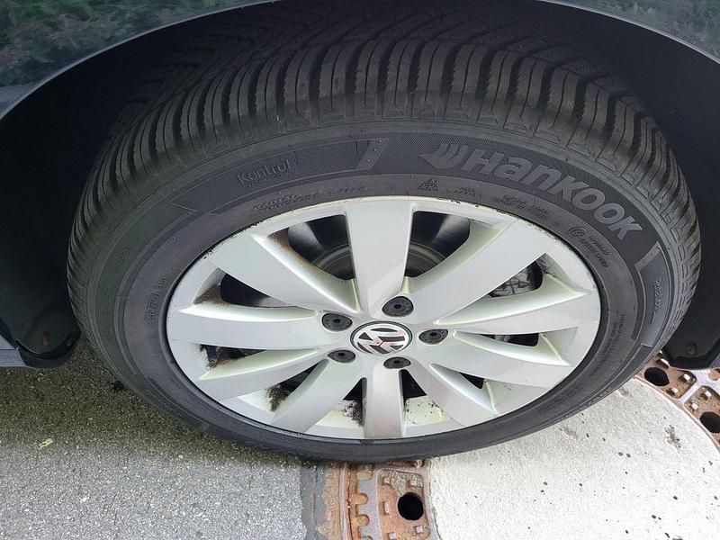 Gebraucht VW Passat Comfortline 122 PS (89 kW) 2013 Blau Kombi