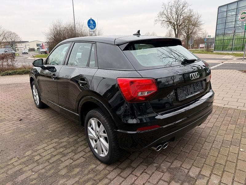 Gebraucht Audi Q2 Sport 150 PS (110 kW) 2019 Mythosschwarz metallic SUV