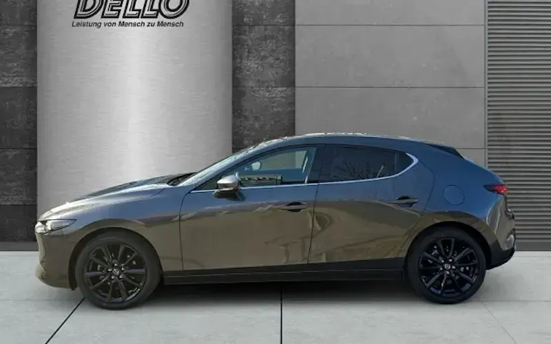 Gebraucht Mazda 3 Exclusive-Line 186 PS (136 kW) 2026 Machine grey Limousine