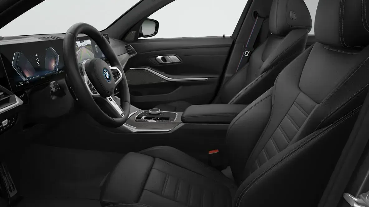 Gebraucht BMW 330e Shadowline 292 PS (214 kW) 2023 Schwarz Kombi