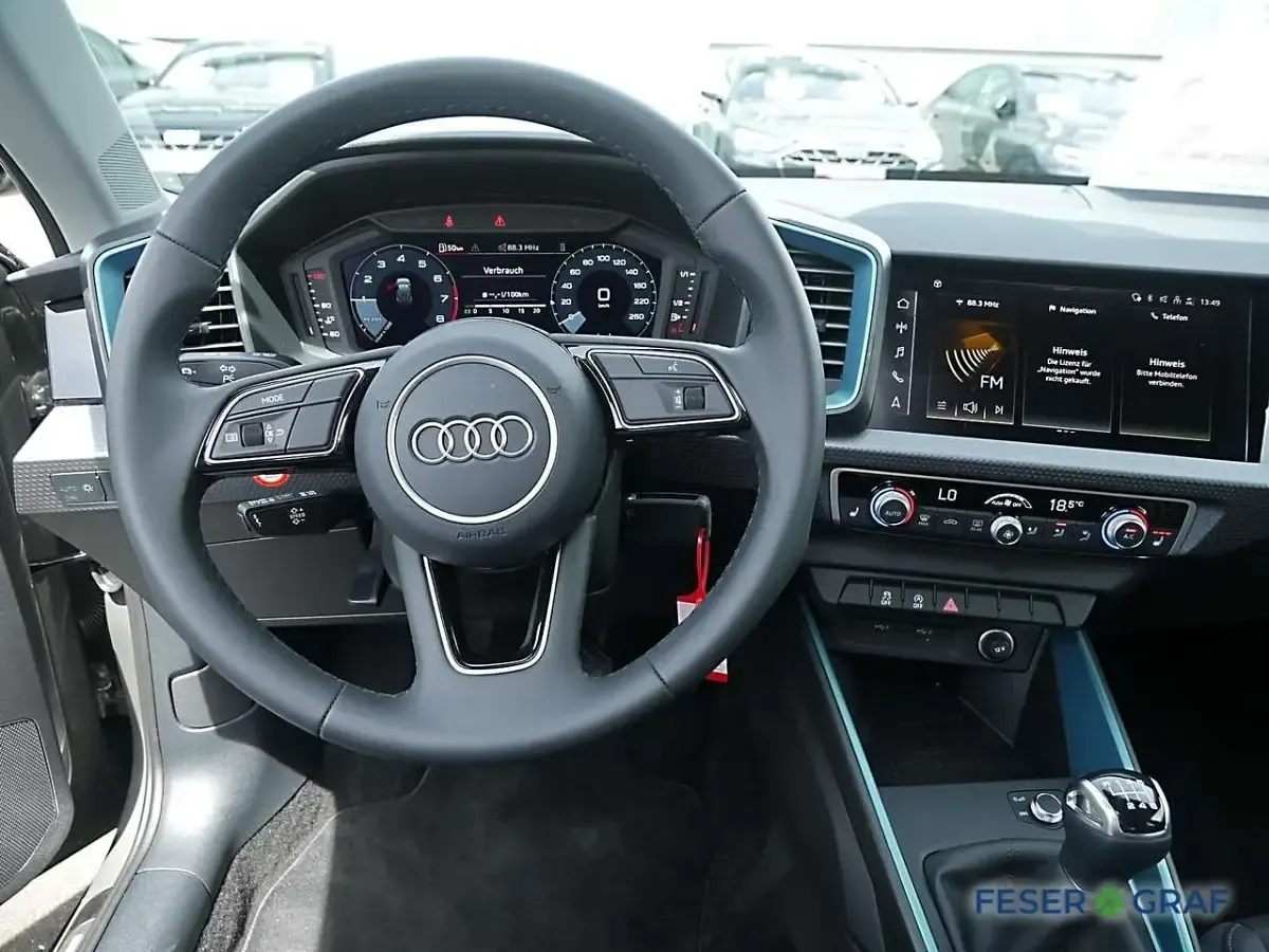 Gebraucht Audi A1 Sport 116 PS (85 kW) 2025 Chronosgrau metallic SUV