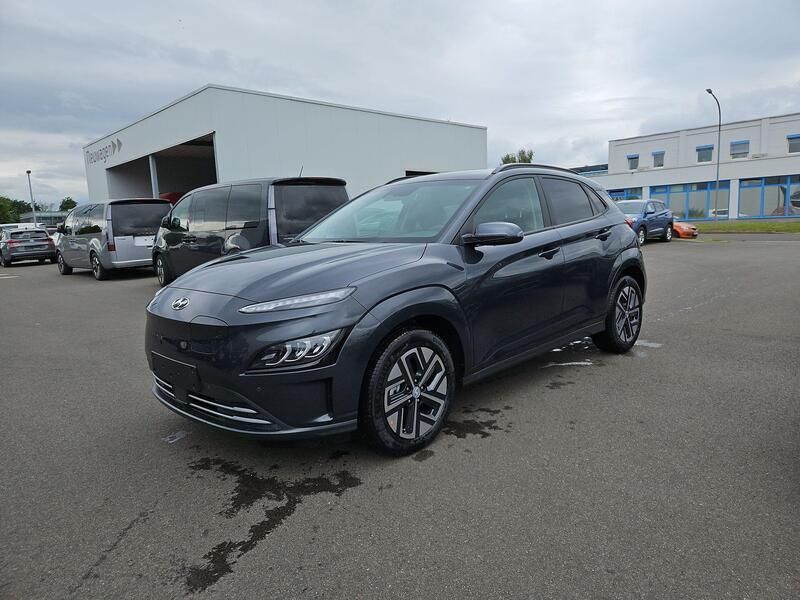 Dark knight Gebraucht 2023 Hyundai Kona Trend SUV | 27.979 € (Fairer Preis) - Bild 1/4