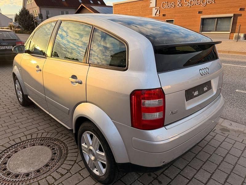Gebraucht Audi A2 75 PS (55 kW) 2004 Silber Kleinwagen