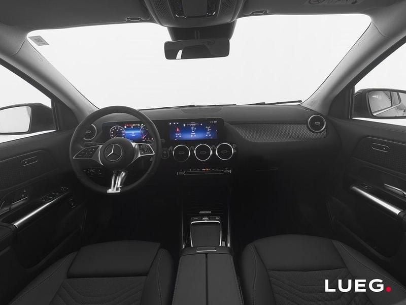 Gebraucht Mercedes GLA200 Progressive 150 PS (110 kW) 2025 Schwarz SUV