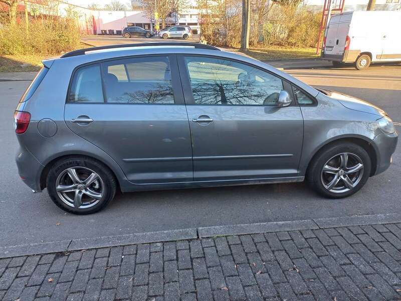 Gebraucht 2010 VW Golf VI Team Limousine | 2.900 € (Guter Preis) - Bild 1/4