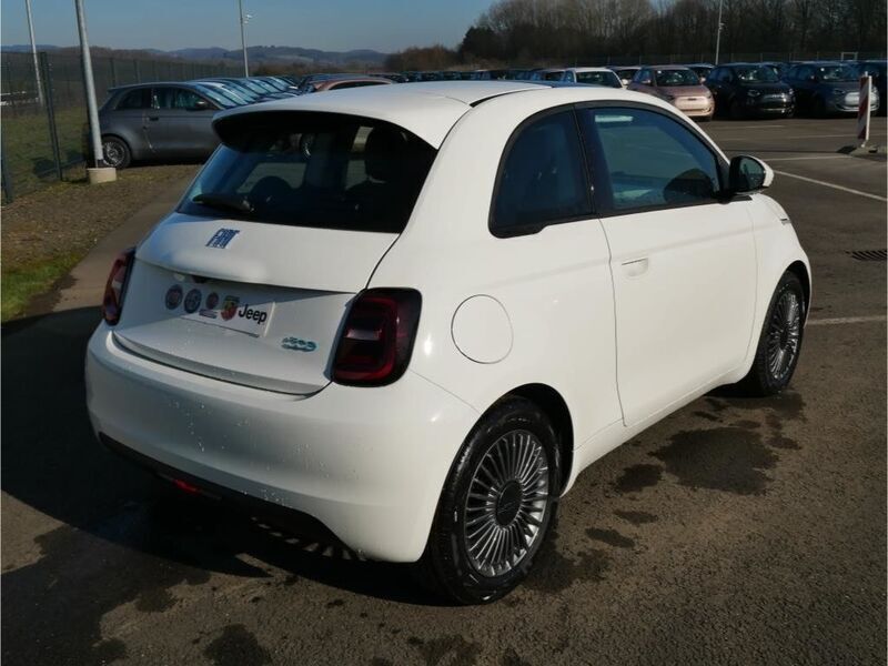 Gebraucht Fiat 500e Icon 87 kW (119 PS) 2022 Weiss Limousine