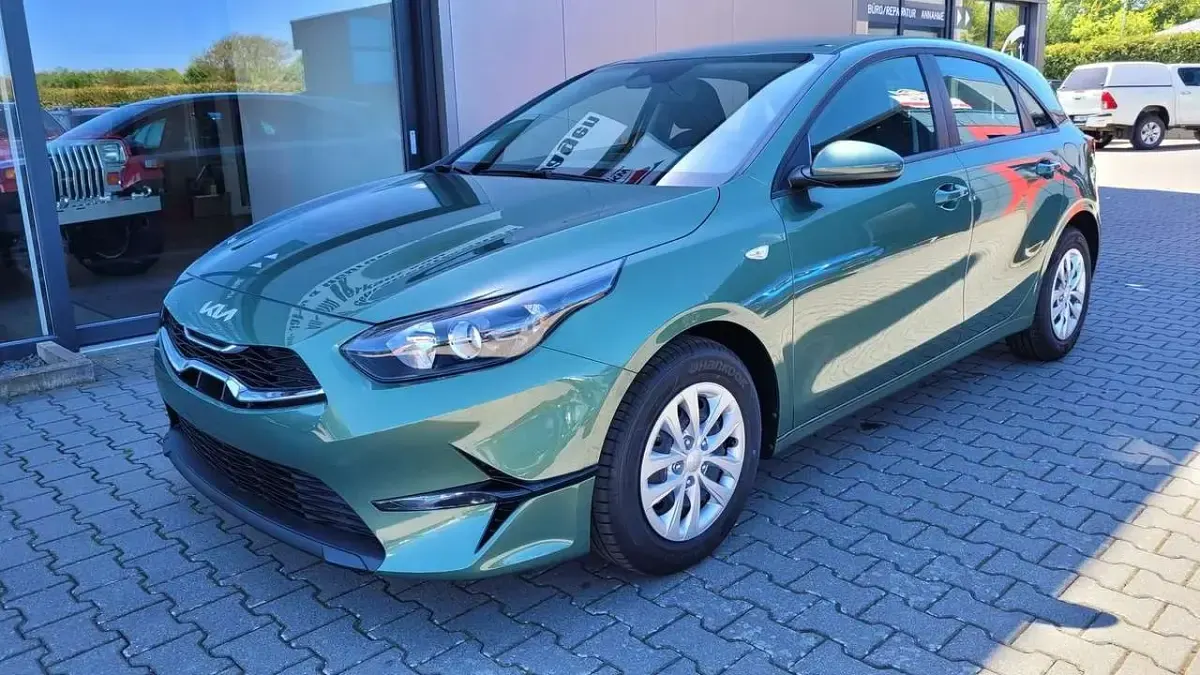 Nowe Kia Ceed 140 KM (102 kW) 2026 Zielony Hatchback