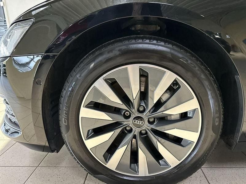 Gebraucht Audi A6 Basis 299 PS (219 kW) 2022 Brilliantschwarz Limousine