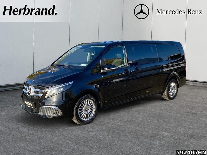 Gebraucht Mercedes V300 237 PS (174 kW) 2024 Schwarz Van / Kleinbus