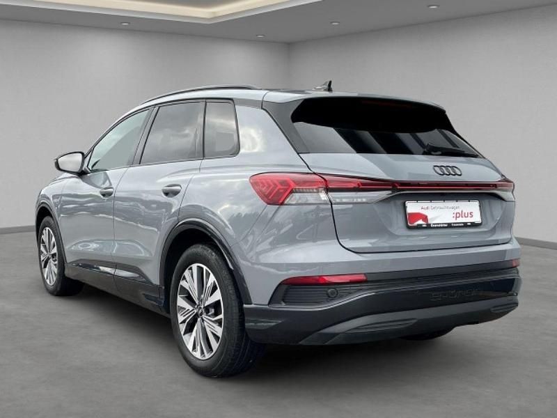 Gebraucht Audi e-tron 150 kW (204 PS) 2022 Mondsteingrau SUV