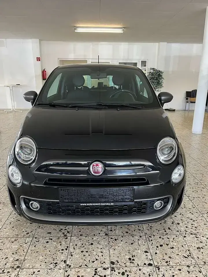 Gebraucht Fiat 500S S 69 PS (50 kW) 2018 Vesuvio schwarz Kleinwagen