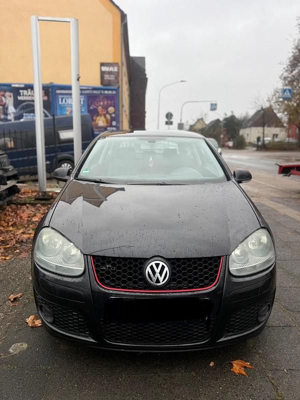 Schwarz Gebraucht 2005 VW Golf Limousine | 2.500 € (Guter Preis) - Bild 1/3