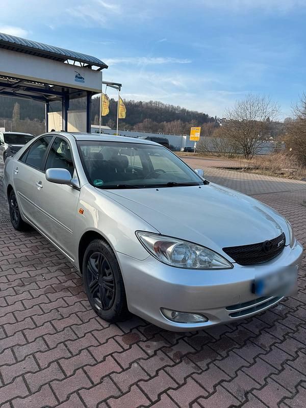 Gebraucht Toyota Camry 152 PS (111 kW) 2001 Silber Limousine